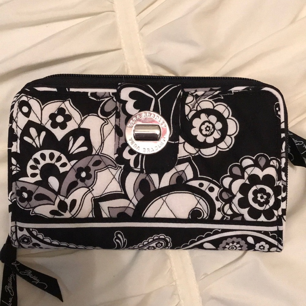 COPY - BRAND NEW Vera Wallet